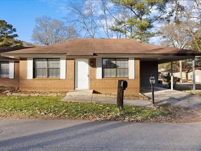 Photo - 801 4th Ave E