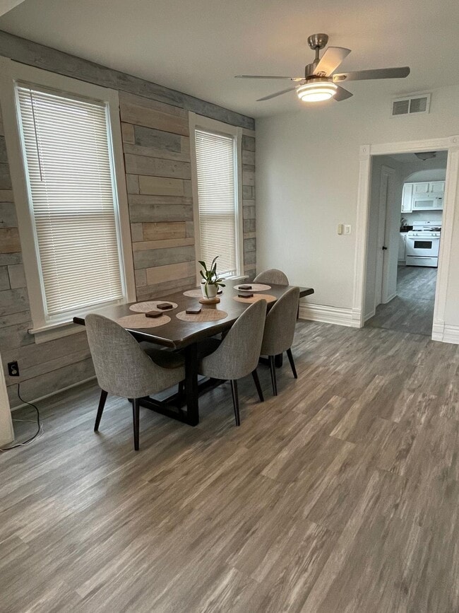 Photo - 3625 W Shakespeare Ave Unidad 3