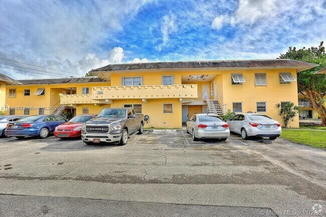 Building Photo - 7368 SW 82nd St Unit E116 Rental