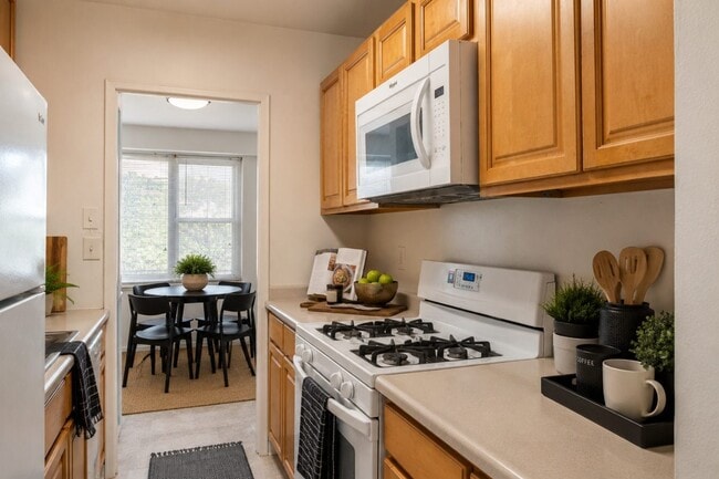 Photo - The Carlyle Apartment Homes