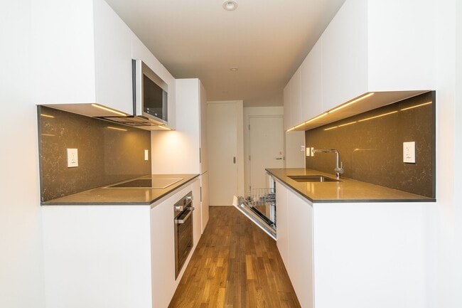 Building Photo - 55 Eccleston Dr Unit 105