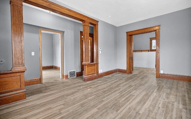 Photo - 458 Kling St