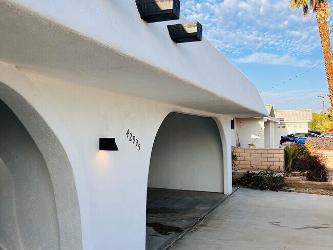 Photo - 42995 Texas Ave