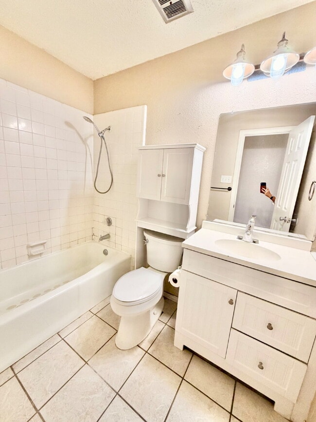 Photo - "Charming 3-Bedroom Home with 2 Full Baths in Lubbock's Heart – 1277 Sq Ft of Comfort Await!"