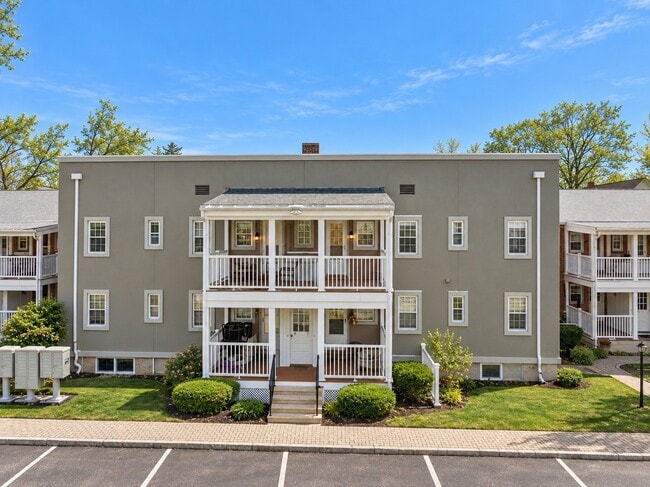 Building Photo - 180 S Main St Unit 5