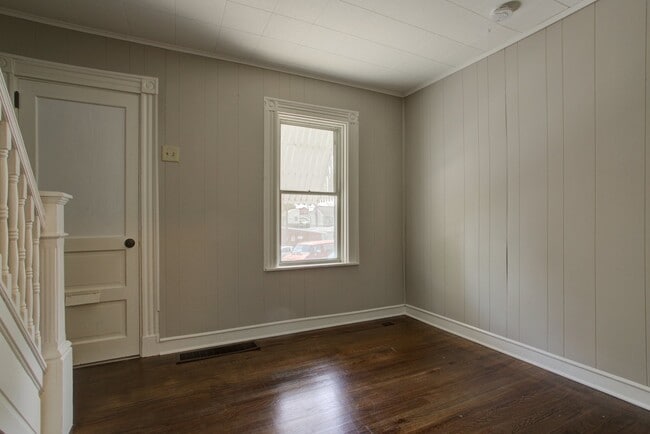 Photo - 707 W Vine St