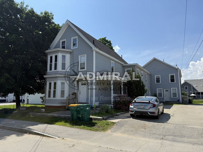 Building Photo - 21 Knight St Unit 1