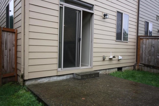 Photo - 13102 NE 26th St