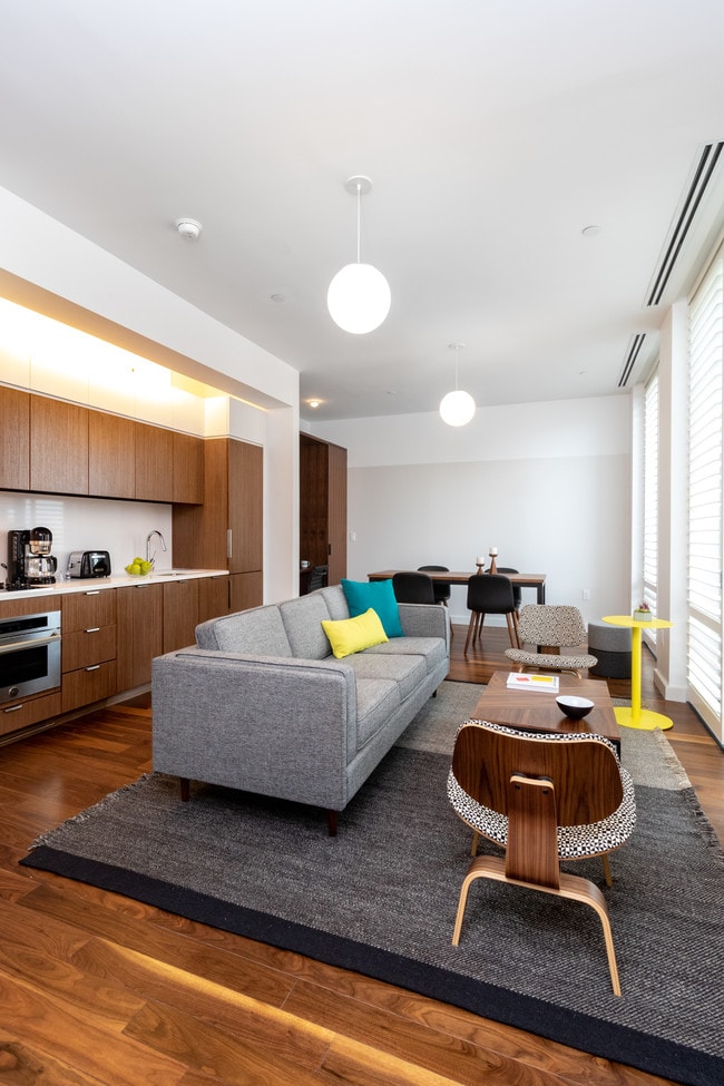 Photo - Pod Pads NYC