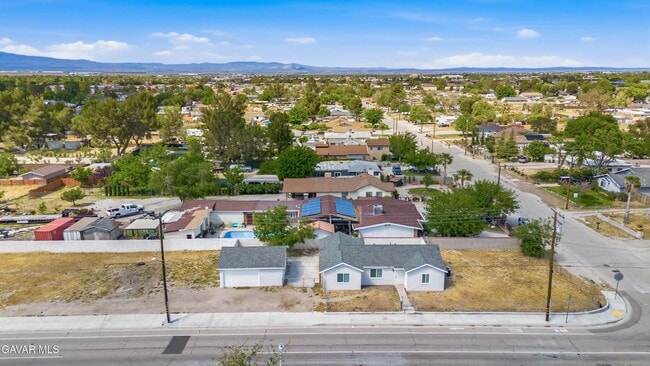 Photo - 1807 W Ave K8