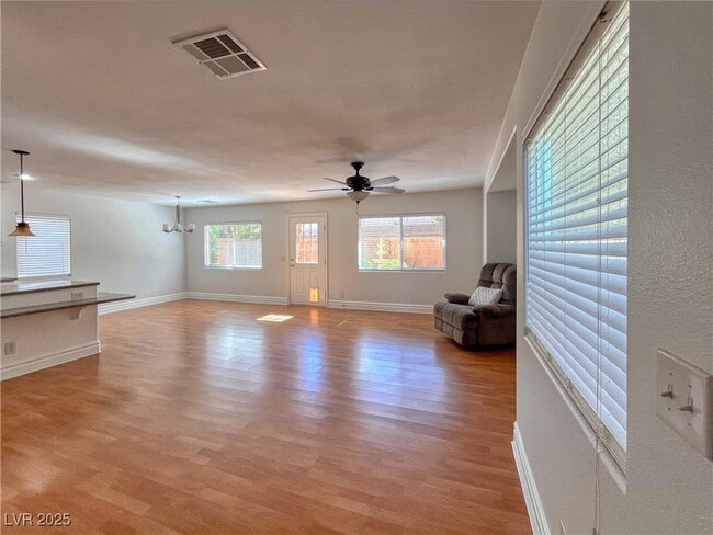 Photo - 259 Dogleg Dr