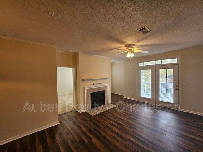 Photo - 45 Sycamore Ave Unit Apt 226