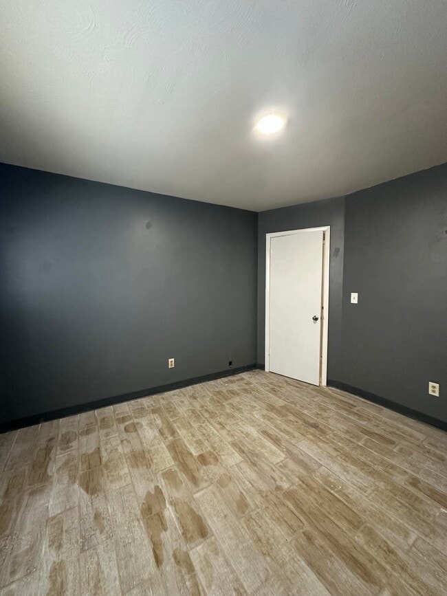 Photo - 1212 E St Unit 2