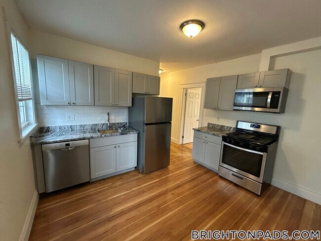 Photo - 44 Fairbanks St Apartment Unit 1