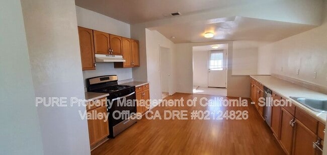 Photo - 304 Stanford Ave