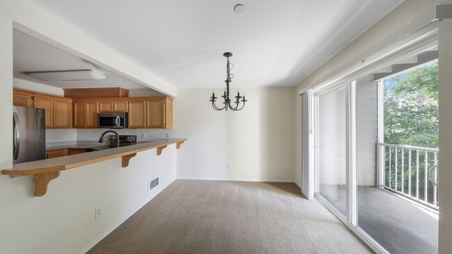 Photo - 2 Bed 2 Bath - Condo - W/S/G Included - Pet Friendly - NAS Whidbey