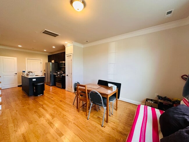 Photo - *$3000 Leasing Special*  Modern 3 Bedroom, 2.5 Bath Townhouse