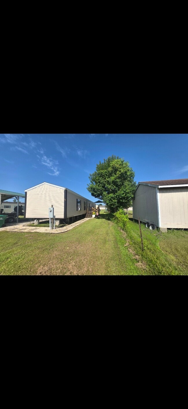 Photo - 130 Raoul Ln