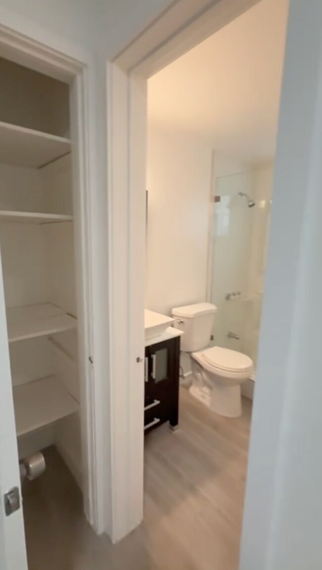 1231 Pennsylvania Ave Unit 5