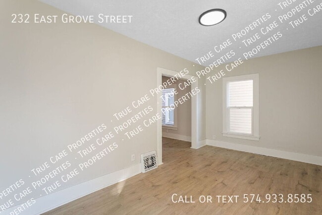 Photo - 232 E Grove St