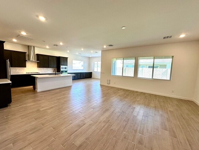 Photo - Fantastic "Holly" floor plan in Bella Vista Farms