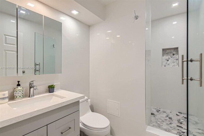 Photo - 2501 S Ocean Dr Unit 933 (AVAILABLE FEB)