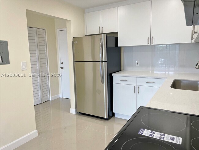 Photo - 16851 NE 23rd Ave Unit A411