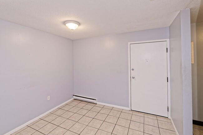 Photo - 17 Weld St Unit 32