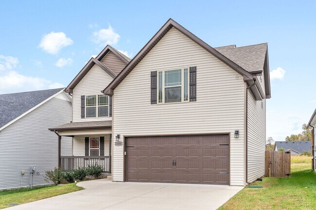 Photo - Pet Friendly Three Bedroom with Bonus!