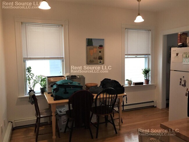 Photo - 79 A Tremont St Unidad 2