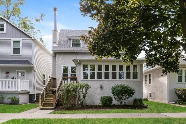 Building Photo - 644 Marengo Ave Rental