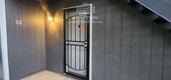 Photo - 1903 N Spring-102 Unit 102