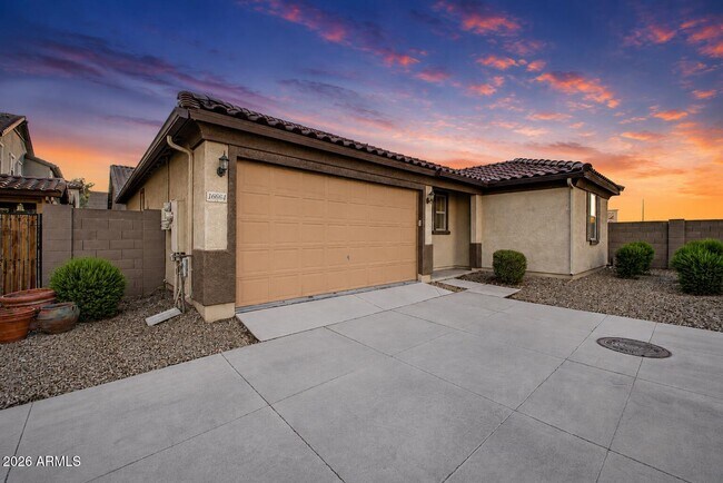 Photo - 16664 W Jenan Dr