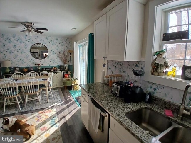 Photo - 29283 Woodridge Dr