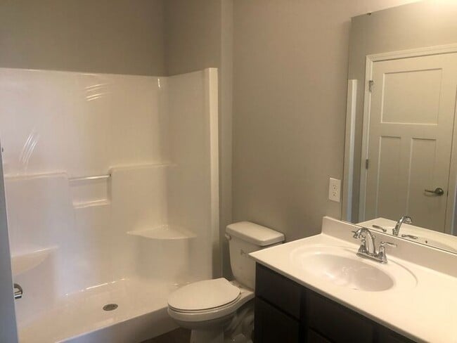 Photo - Discover the Ultimate in Modern Living!