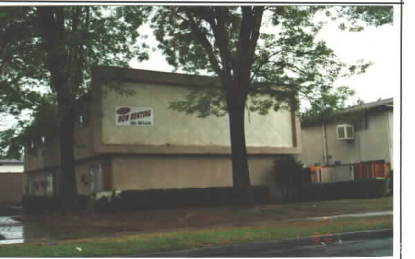 Photo - 496 Penrose Dr