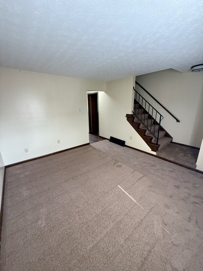 Photo - 3208 Cedar Grove Pl S