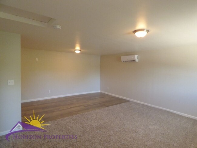 Photo - 2200-5930 60th/T st Unidad 5930 T st