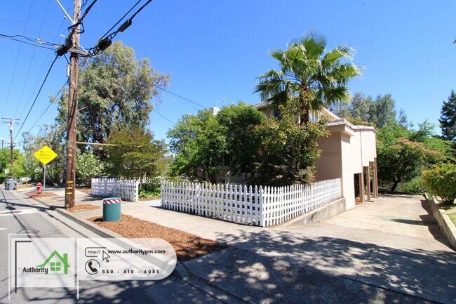 2391 Placer St Unidad A