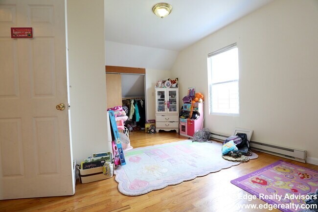 Photo - 35 Riverdale St Unit 1
