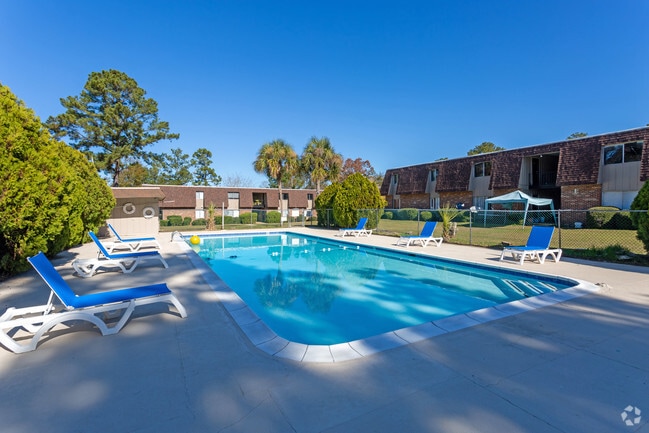 Photo - East Lake Apartments