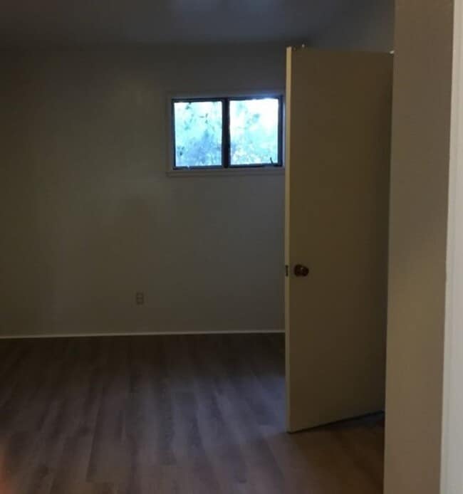 Photo - *DS647/7th408-McKinney, Sally Unidad 408-A 7th St.