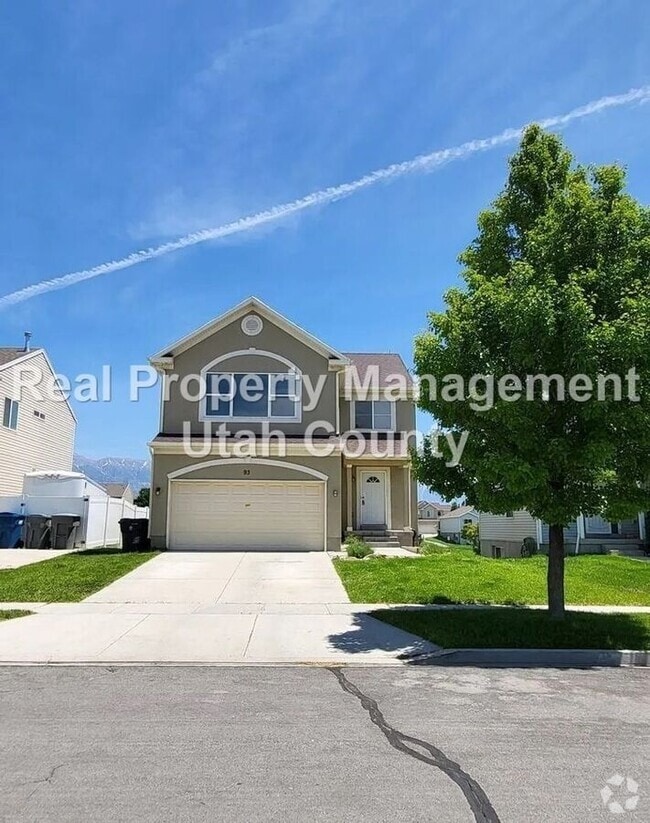 Building Photo - 93 Kintail St Rental