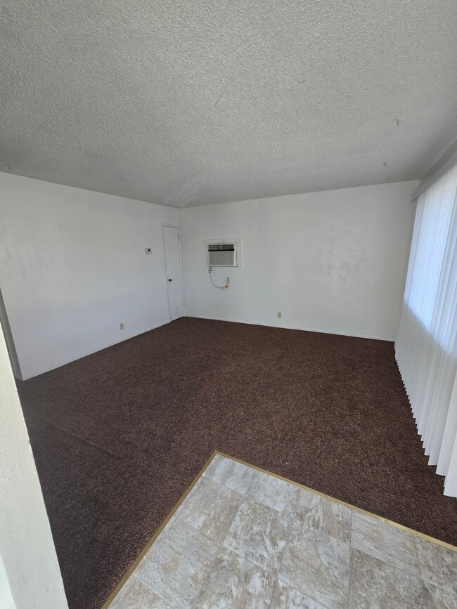 Photo - Charming 2 Bedroom/1 bathroom home Unit CE1915-D