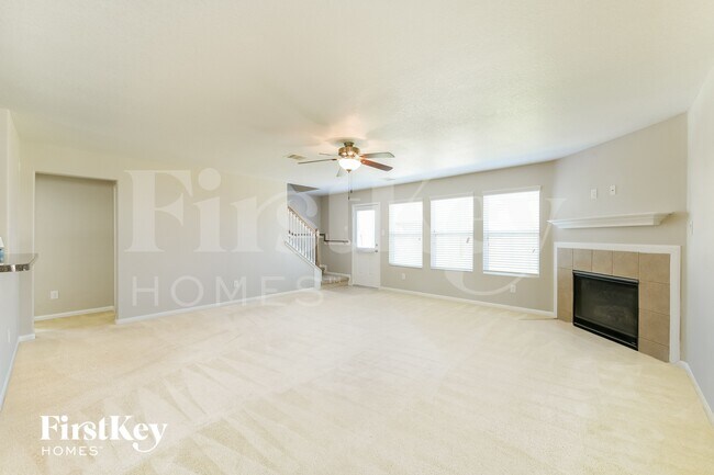 Photo - 9909 Hyacinth Way