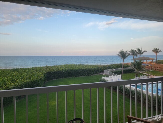 Building Photo - 10600 S Ocean Dr Unit 209 Rental