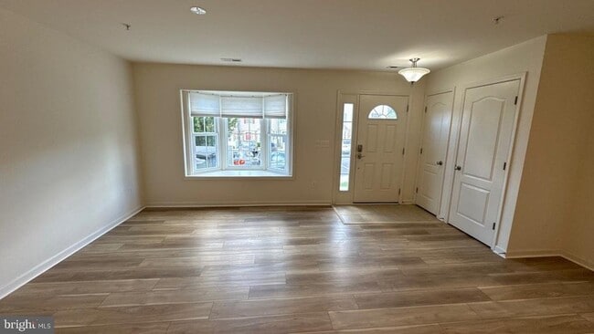 Photo - 6515 Dundee Dr