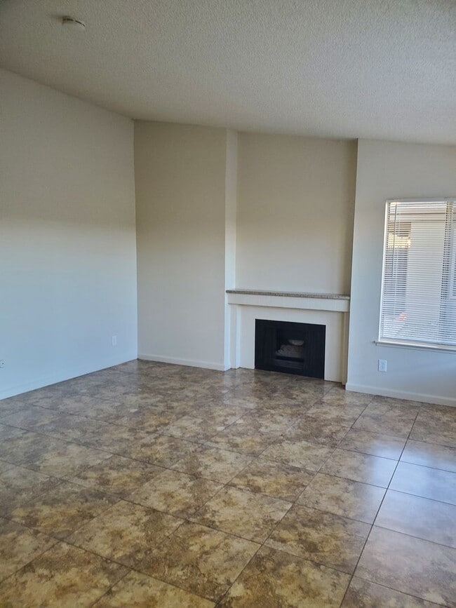 Photo - FLO1313 Unit 155