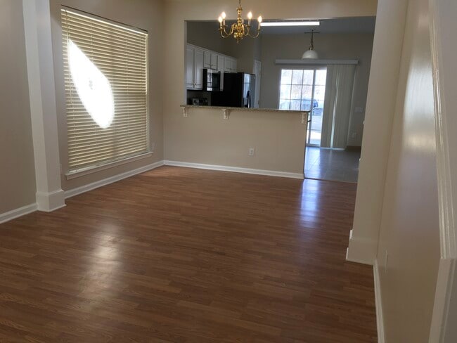 Photo - 2113 McKenzie Creek Dr