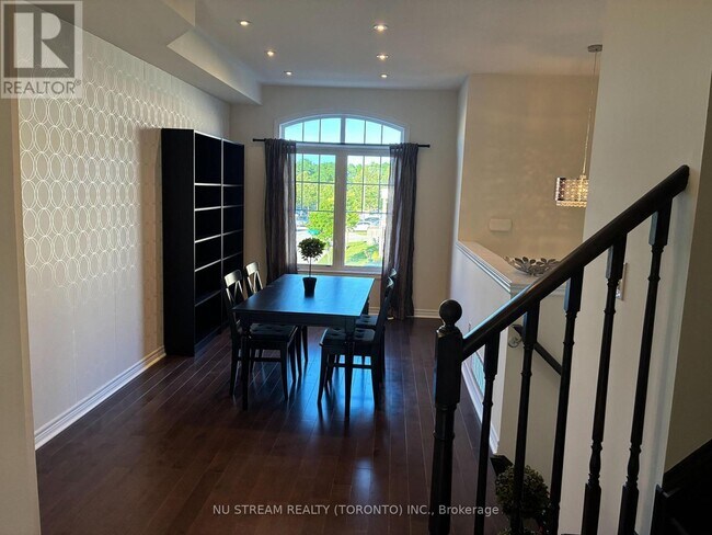 Photo - 300 Delray Dr